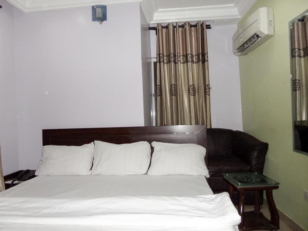 לגוס Ghatview Hotel מראה חיצוני תמונה
